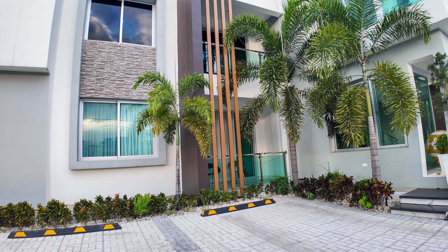 MY Modern apartment fully furnished!!️